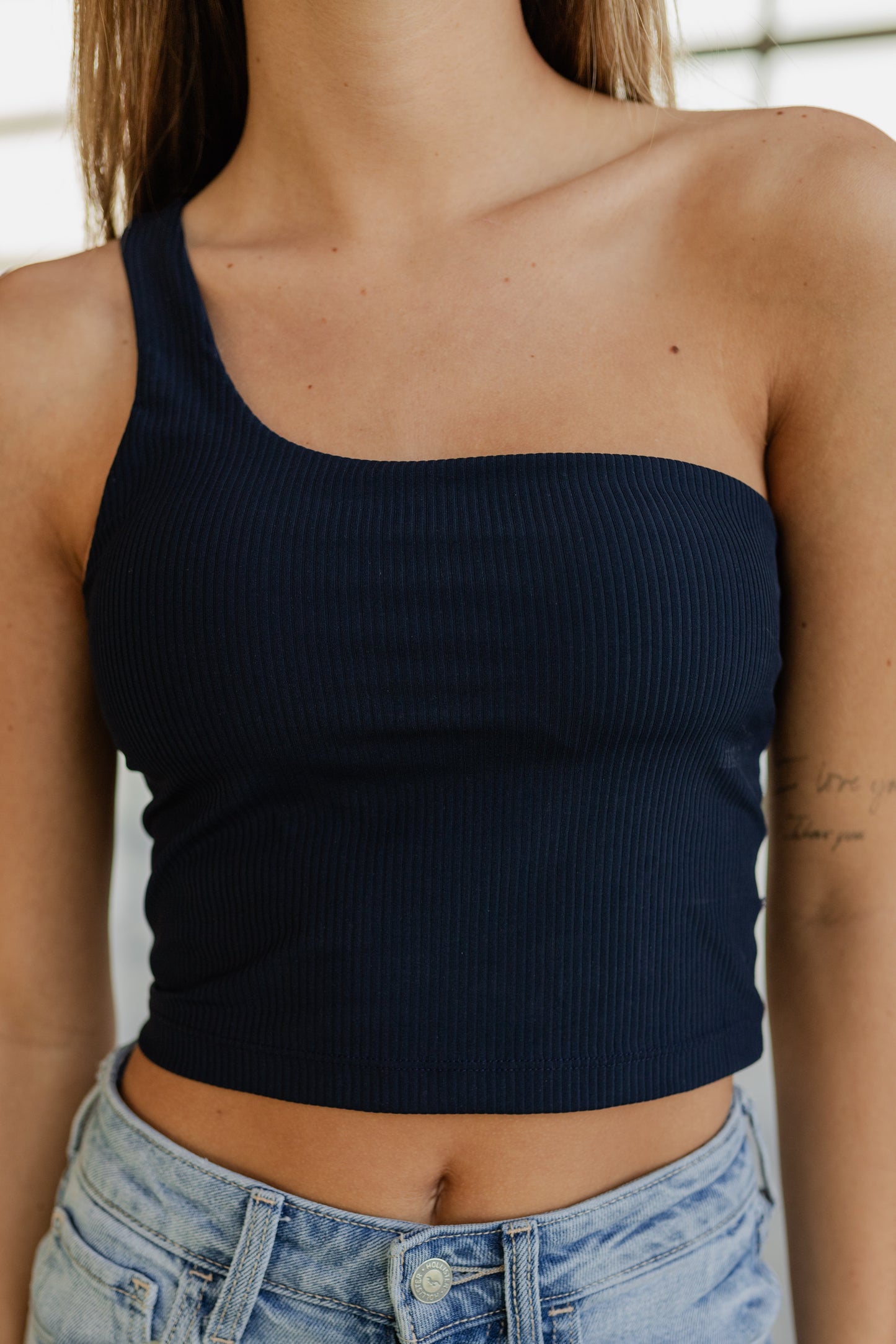 ATHLEISURE TOP