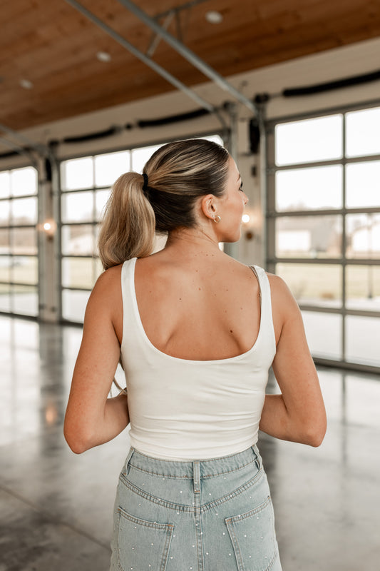 HEARTS ALIGN SCOOP NECK TANK BODYSUIT