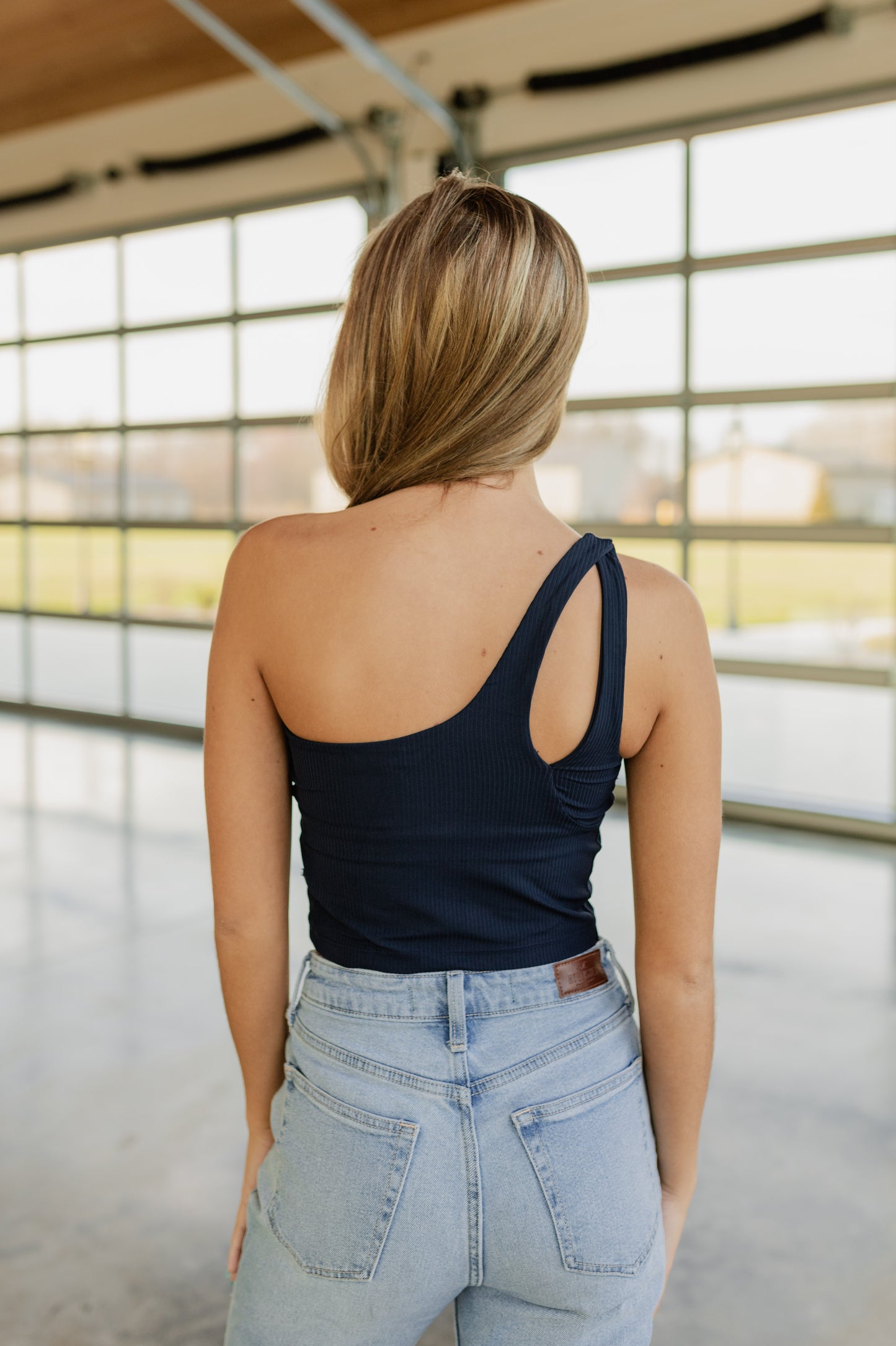 ATHLEISURE TOP