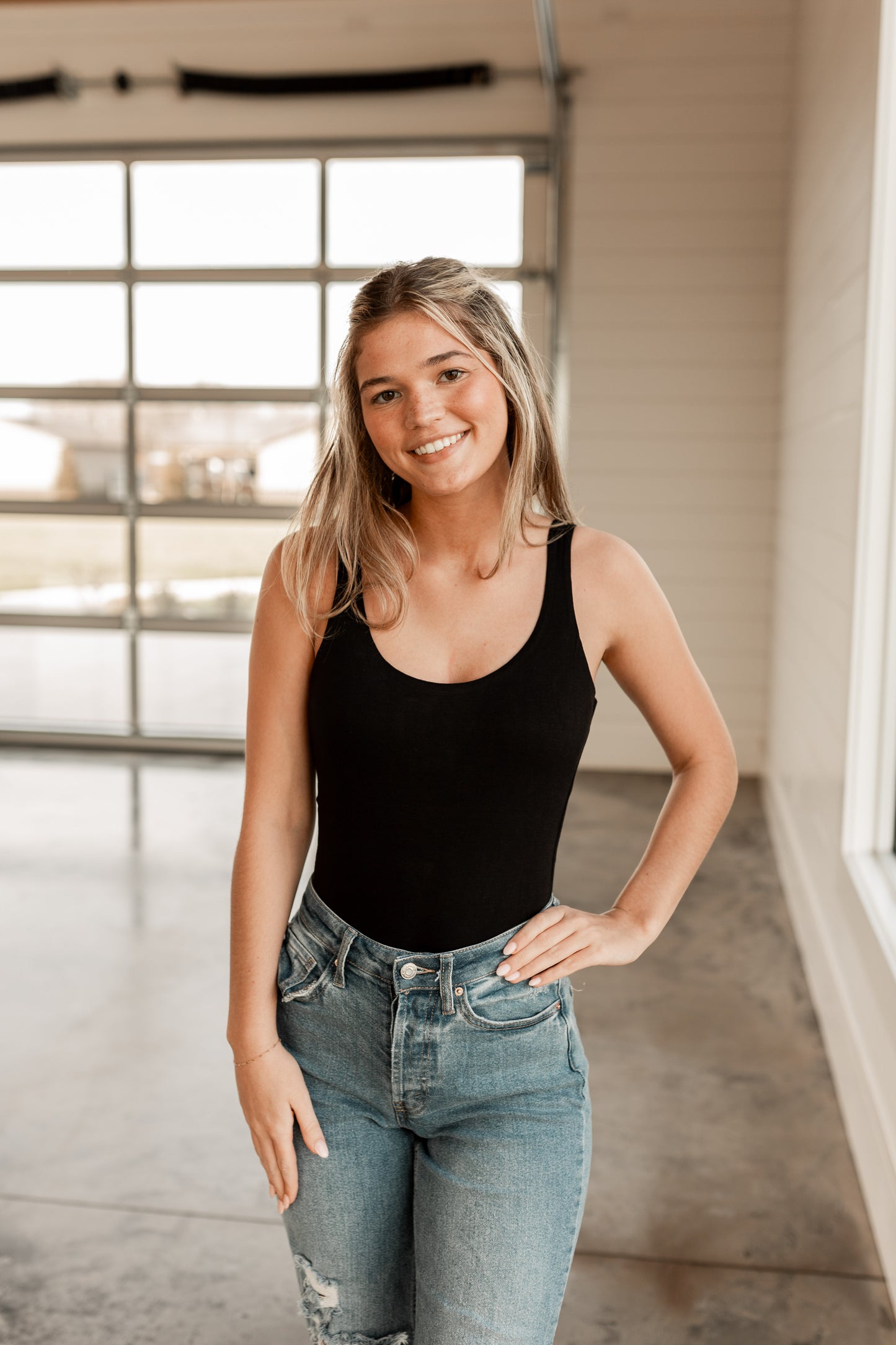 HEARTS ALIGN SCOOP NECK TANK BODYSUIT