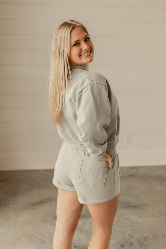 PIGMENT DYE 14 OZ. HEAVY FLEECE CROPPED MOCK NECK PULLOVER-SAGE