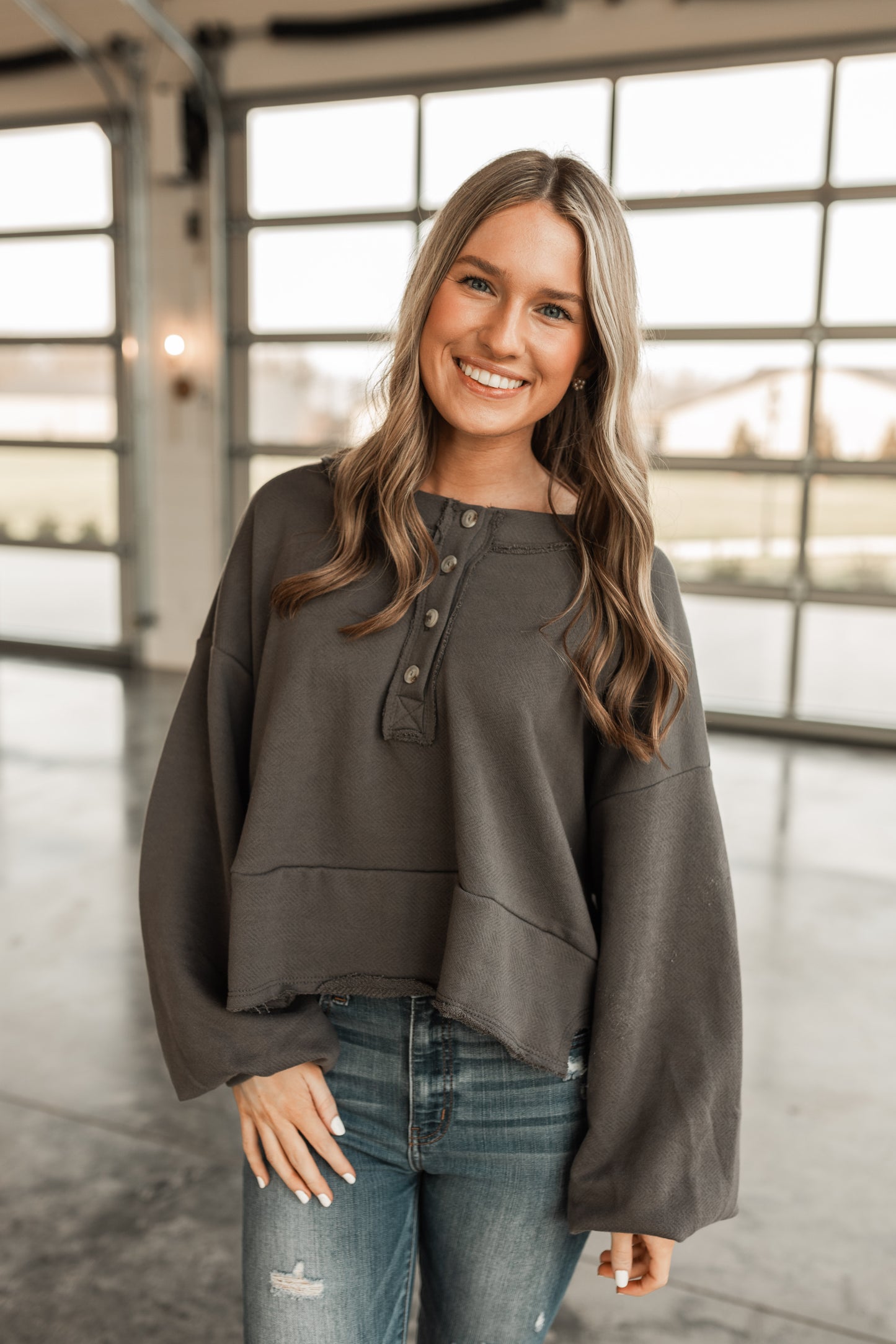 FRENCH TERRY CROPPED BUTTON-UP