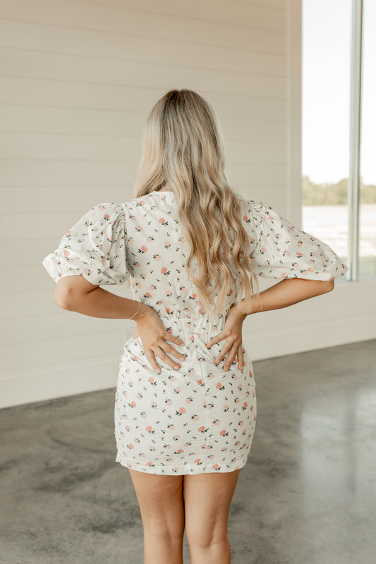 FLORAL PRINT GATHERED PUFF SLEEVE MINI DRESS