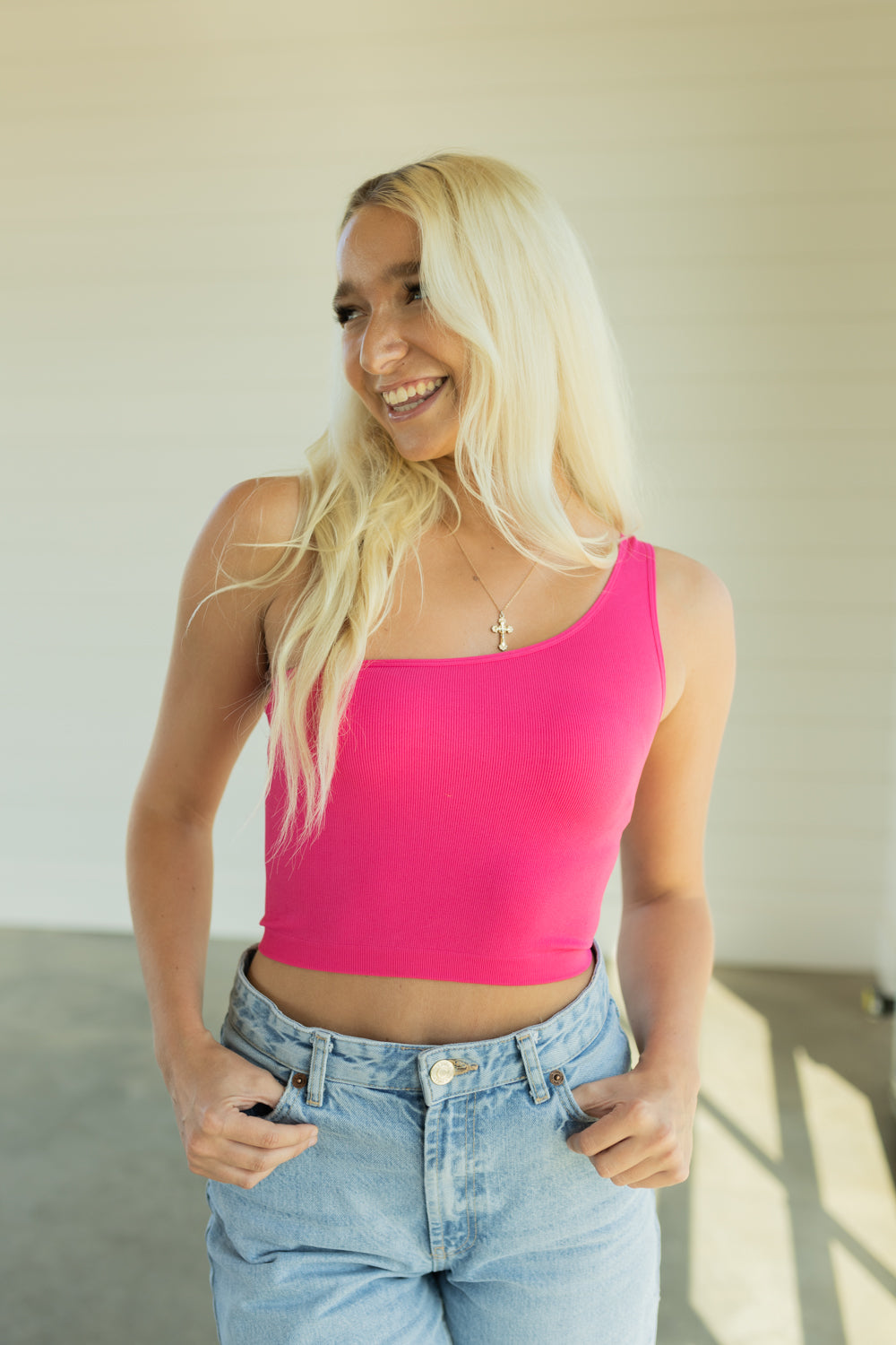 SOLID COLOR ONE SHOULDER-FUCHSIA