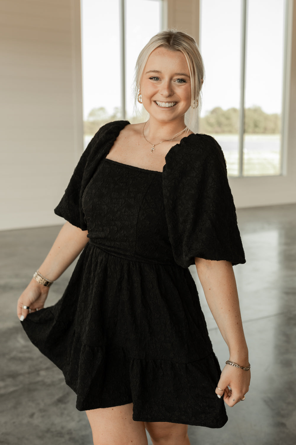 PUFF SLEEVE MINI DRESS