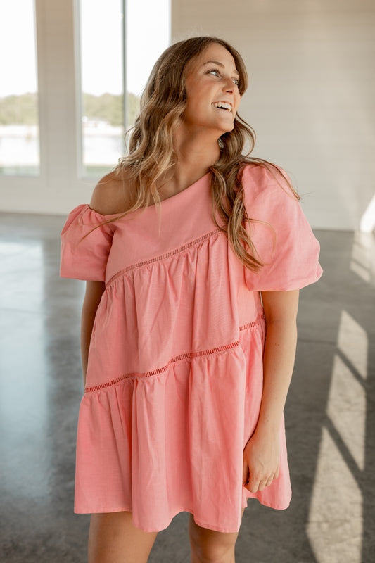 TIERED OFF SHOULDER PUFF SLEEVE LINEN DRESS