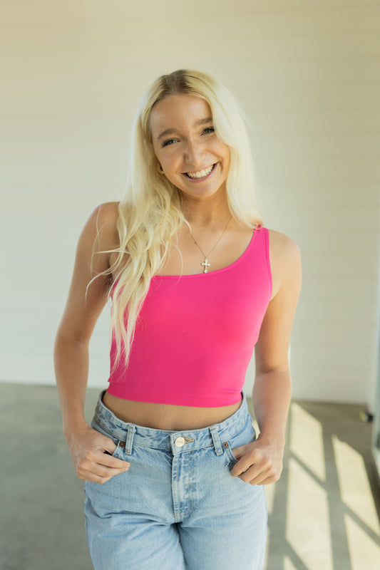 SOLID COLOR ONE SHOULDER-FUCHSIA
