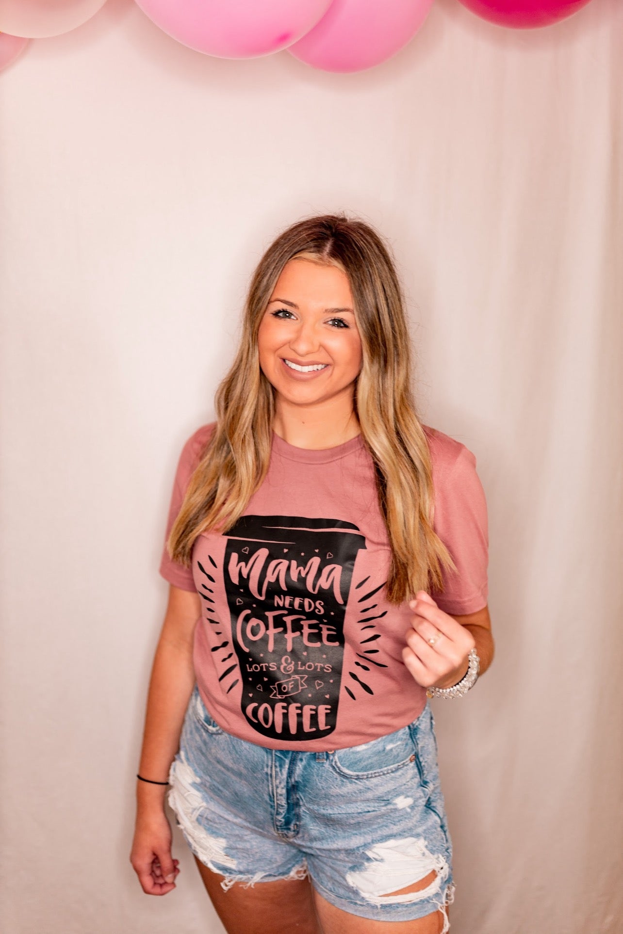 MAMA NEEDS COFFEE